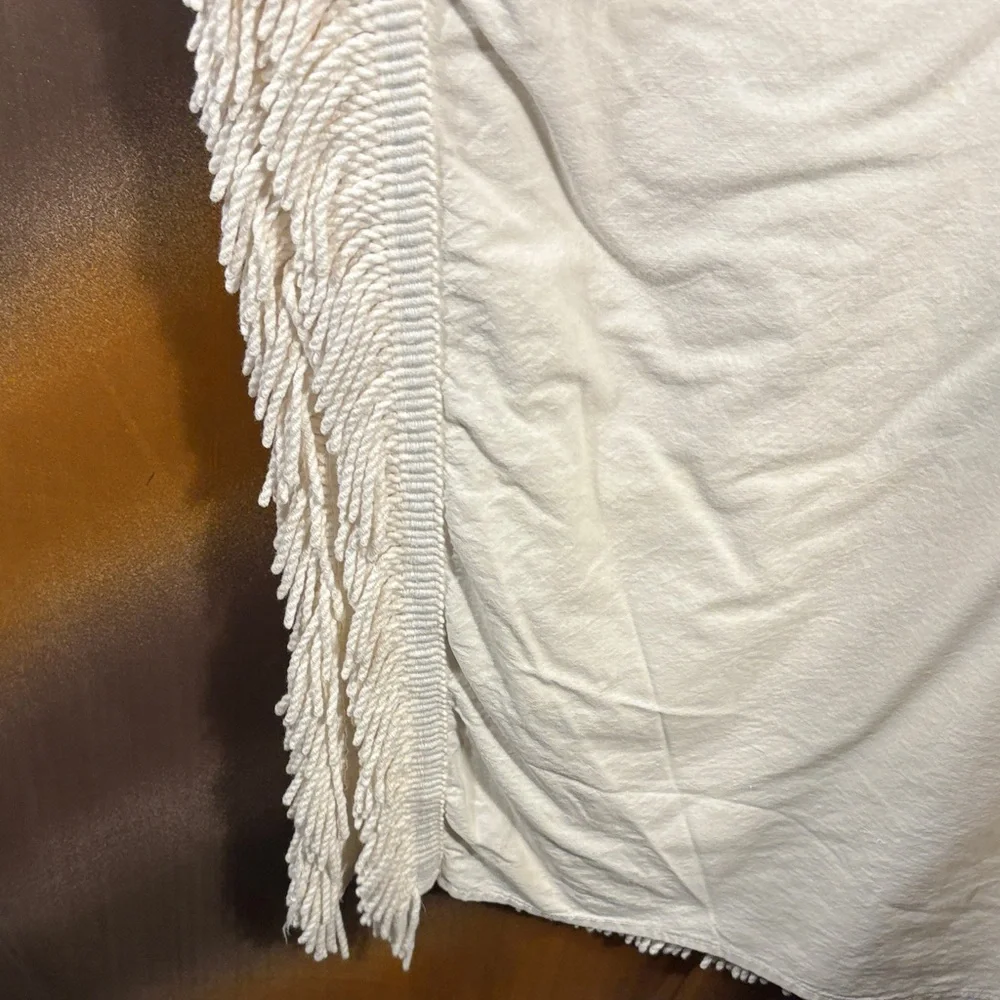 Floral Embroidered Cream full size coverlet 94 x 77 bag Aa‎